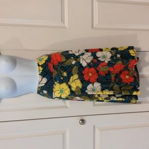 Skirt, very light weight, very strechy